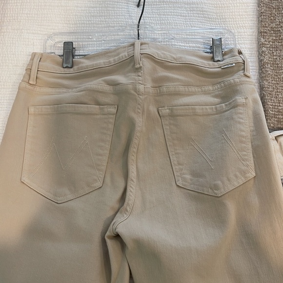 MOTHER The Weekender Sneak Jeans Size 31 - Picture 4 of 8